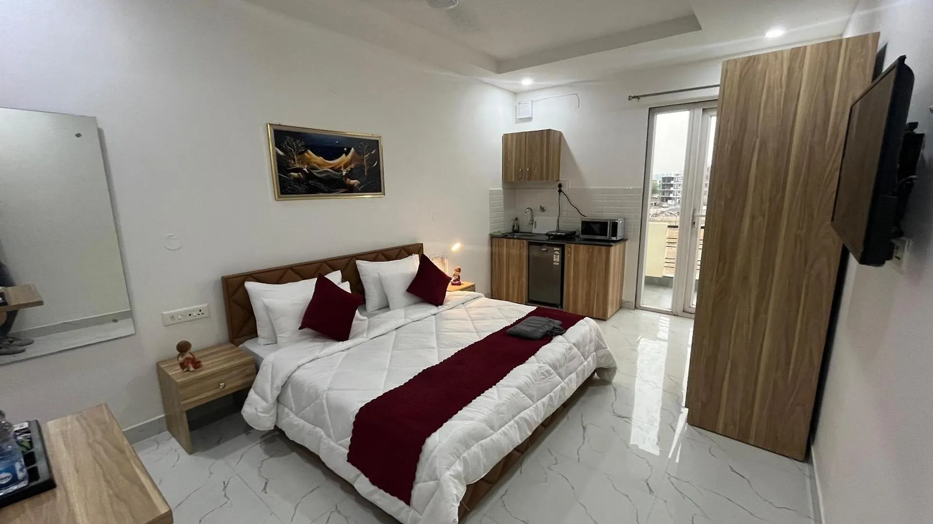 גורגאון The Lodgers Studio Apartment Infront Of Artemis Hospital Gurugram