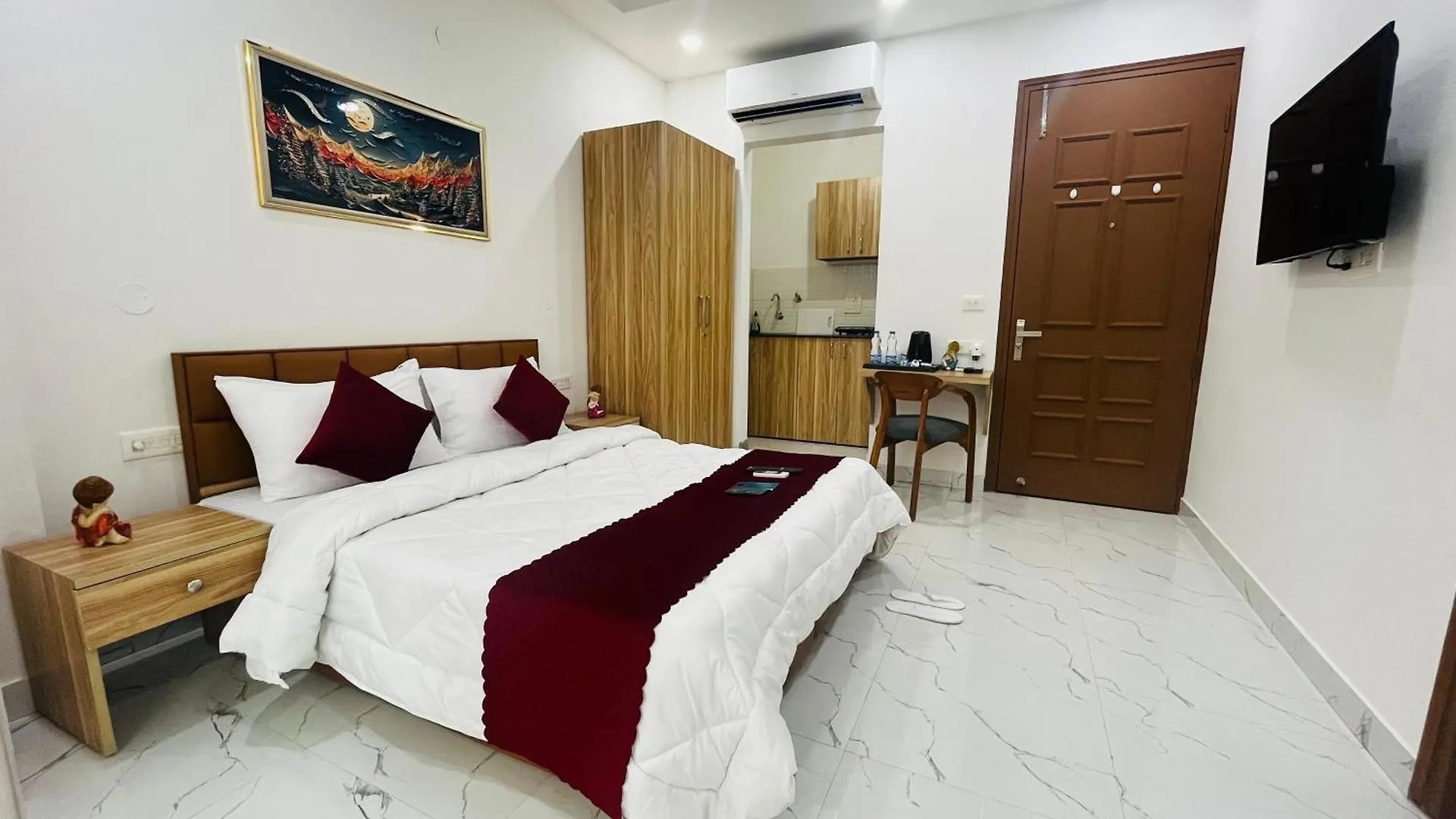 גורגאון The Lodgers Studio Apartment Infront Of Artemis Hospital Gurugram