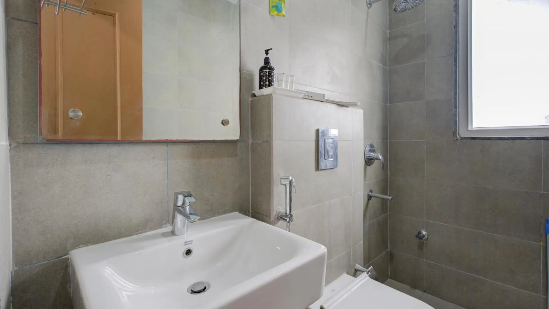 גורגאון The Lodgers Studio Apartment Infront Of Artemis Hospital Gurugram 0*,  הודו