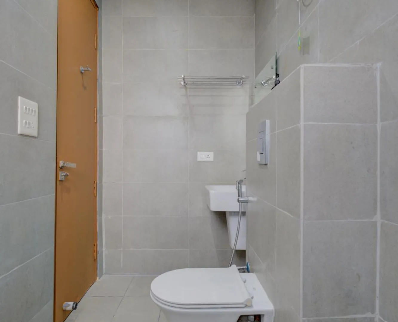 גורגאון The Lodgers Studio Apartment Infront Of Artemis Hospital Gurugram